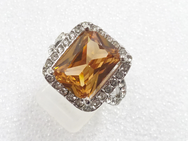 JAPANESE KIMONO / ANTIQUE COLORED STONE RING (SIZE 15.5)
